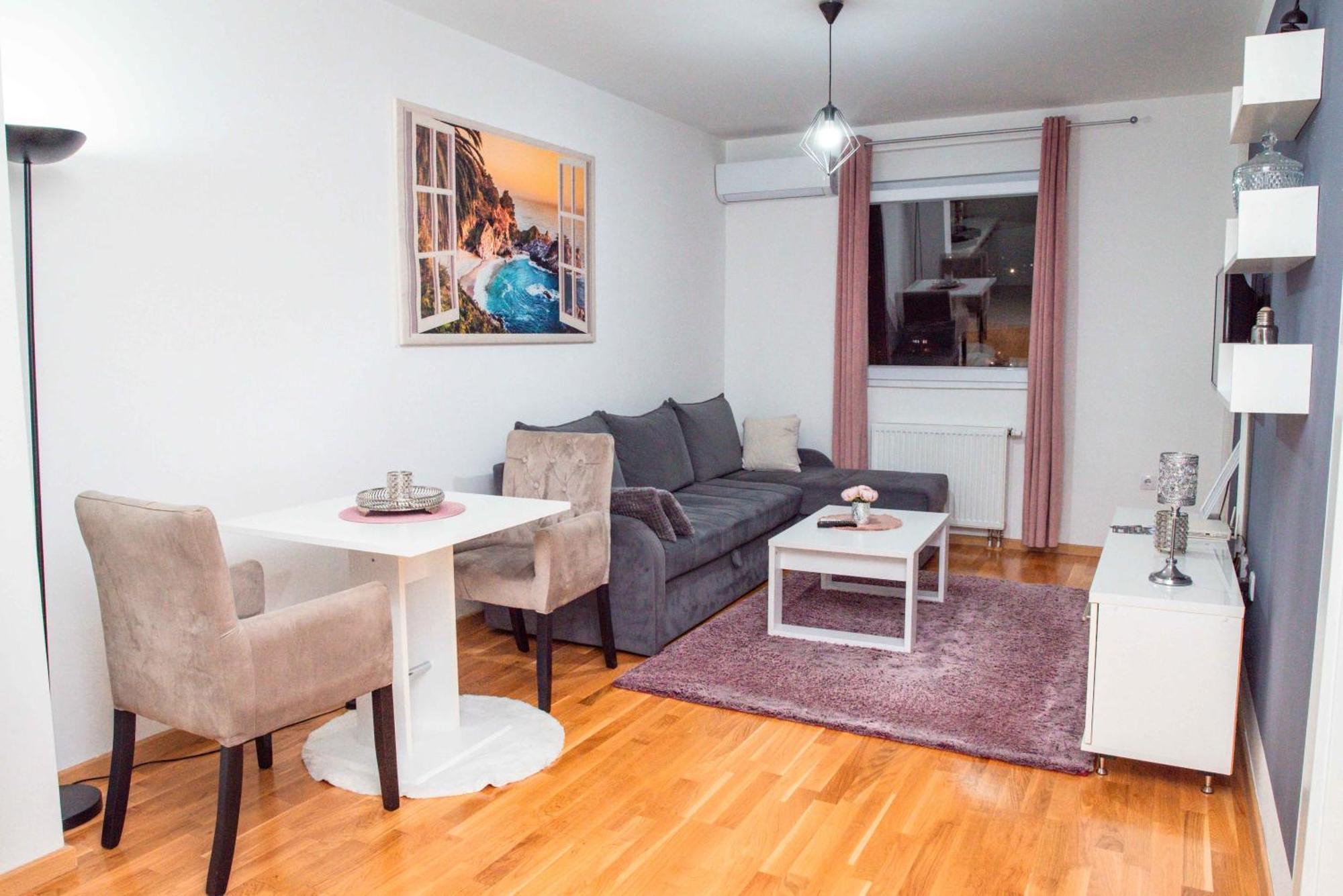 Apartman Royal 2 Doboj Exteriör bild